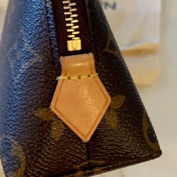 Louis Vuitton Cosmetic Pouch~Authentic - Picture 3 of 8
